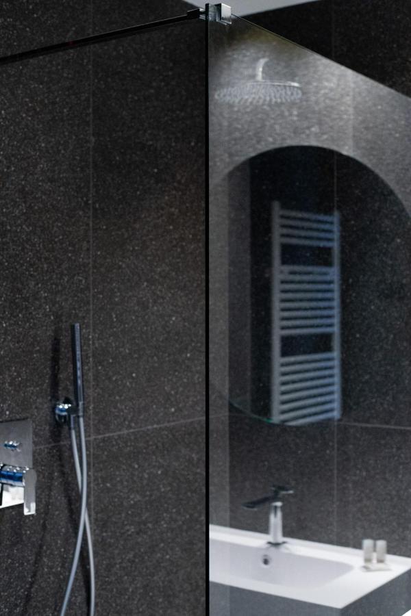 Hub Hotel 古比奥 外观 照片