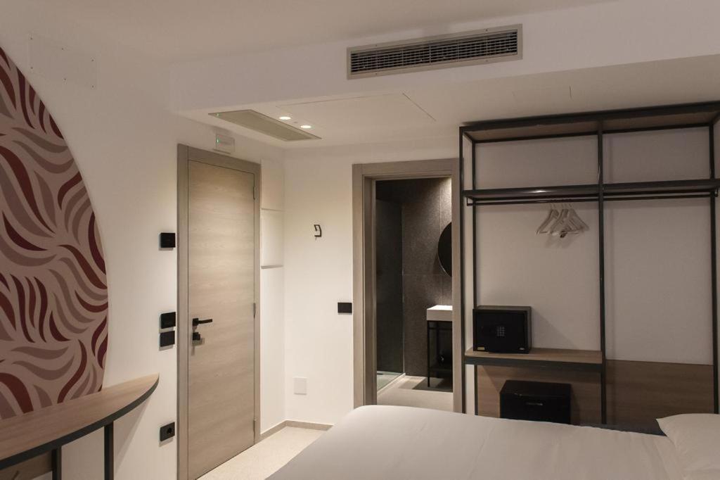 Hub Hotel 古比奥 外观 照片