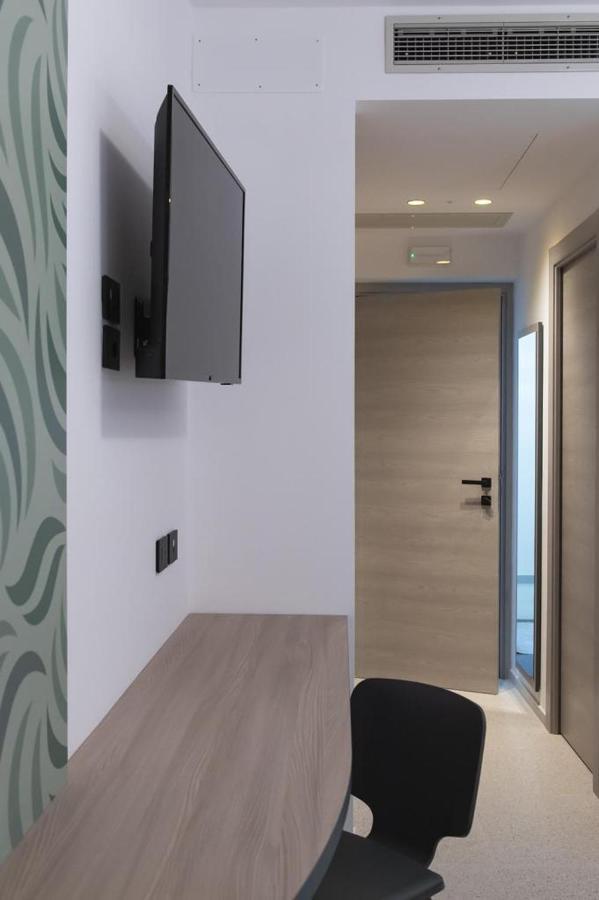 Hub Hotel 古比奥 外观 照片