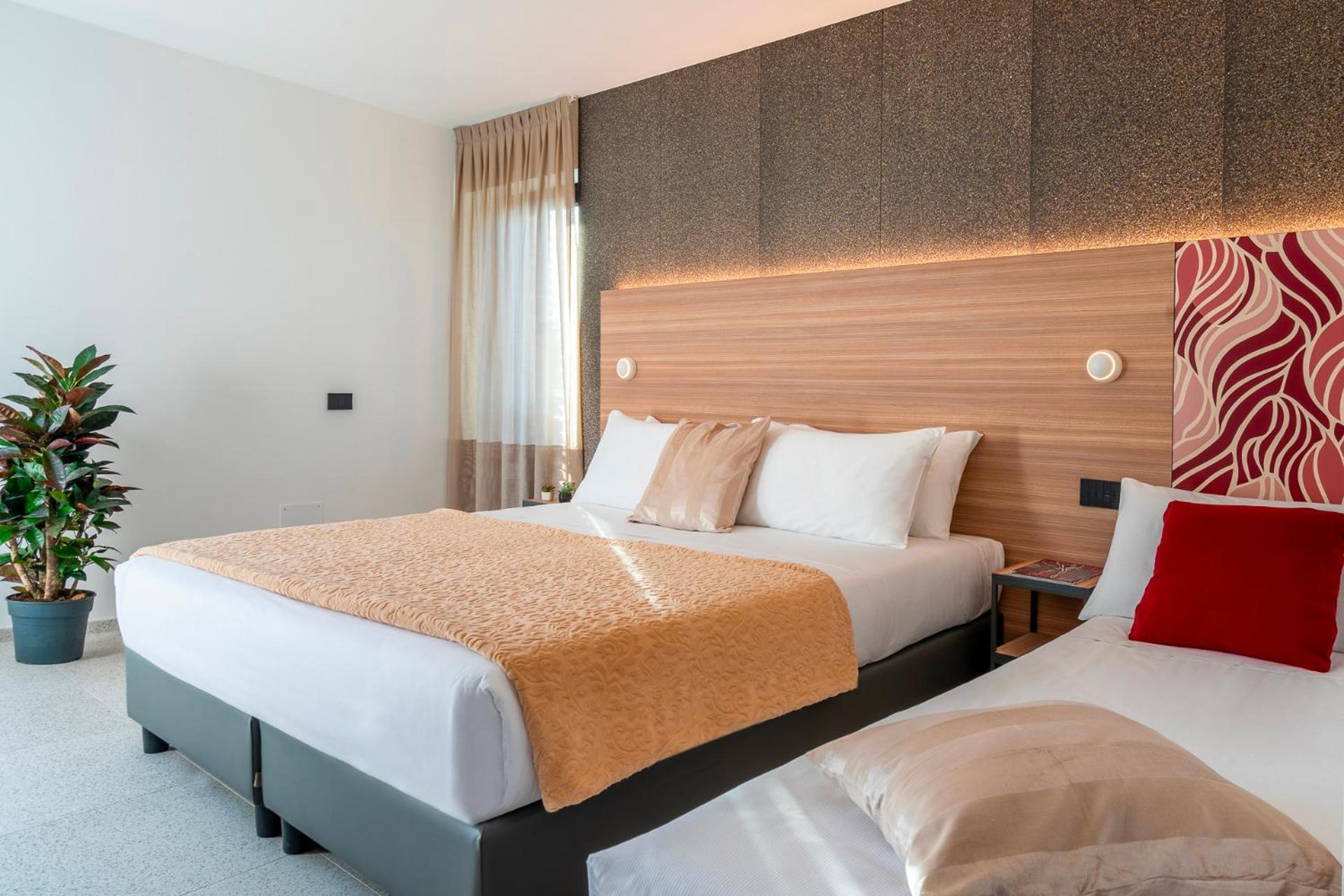 Hub Hotel 古比奥 外观 照片